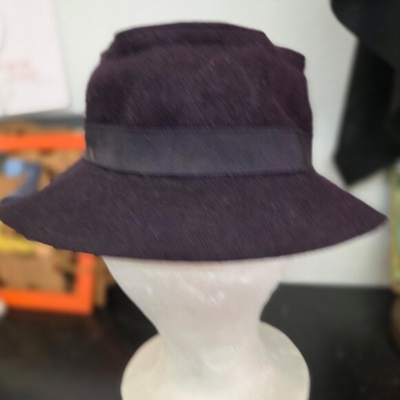 # VINTAGE Ladies Hats  Circa 1930-1950 - Picture 5 of 11